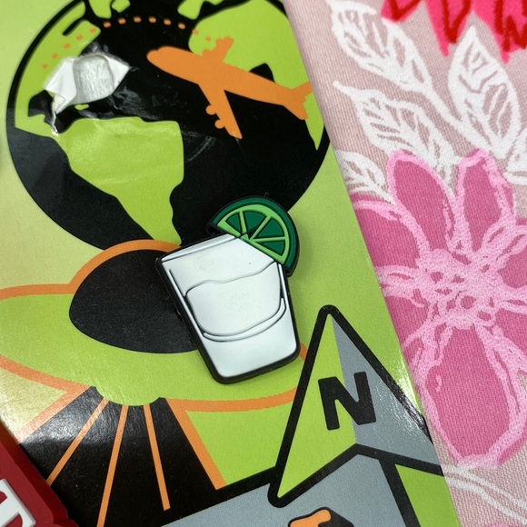 •CROCS• {🇲🇽MEXICO🇲🇽} jibbitz wanderlust collection - Picture 3 of 5